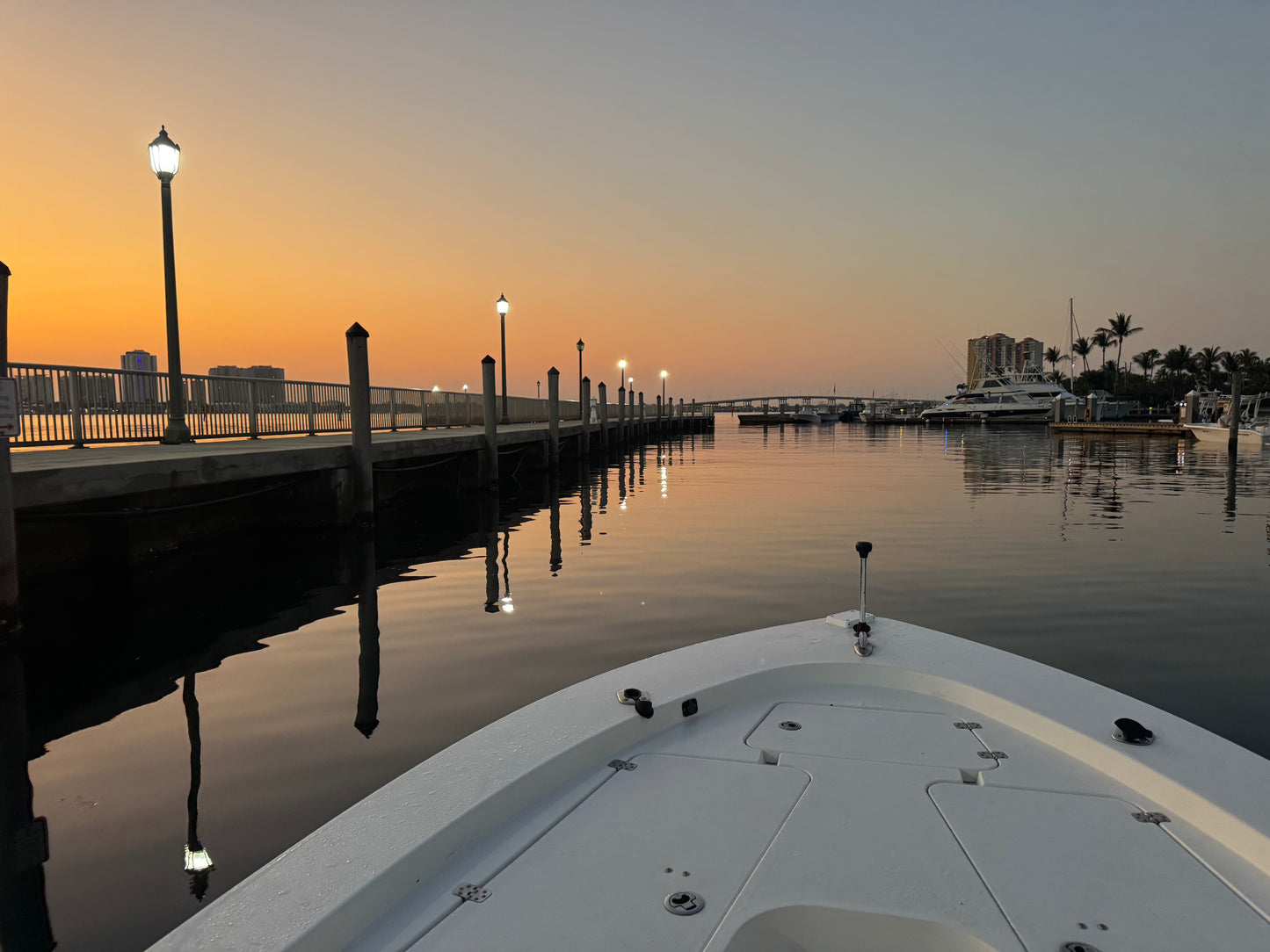 Sea Hunt Triton 225 Boat rental