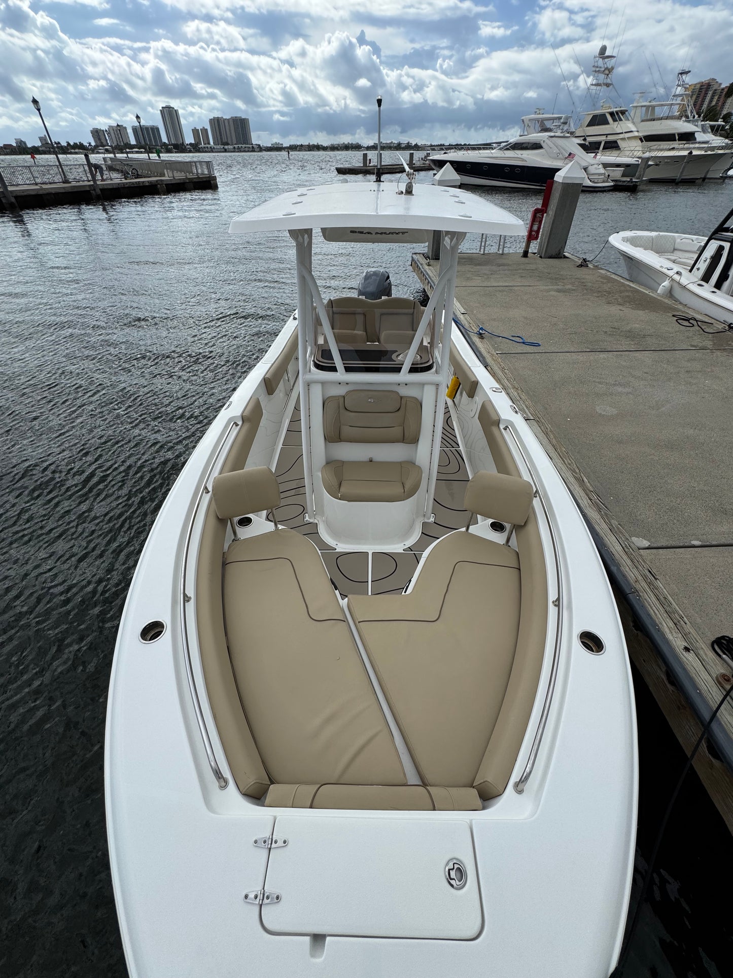 Sea Hunt Ultra 234