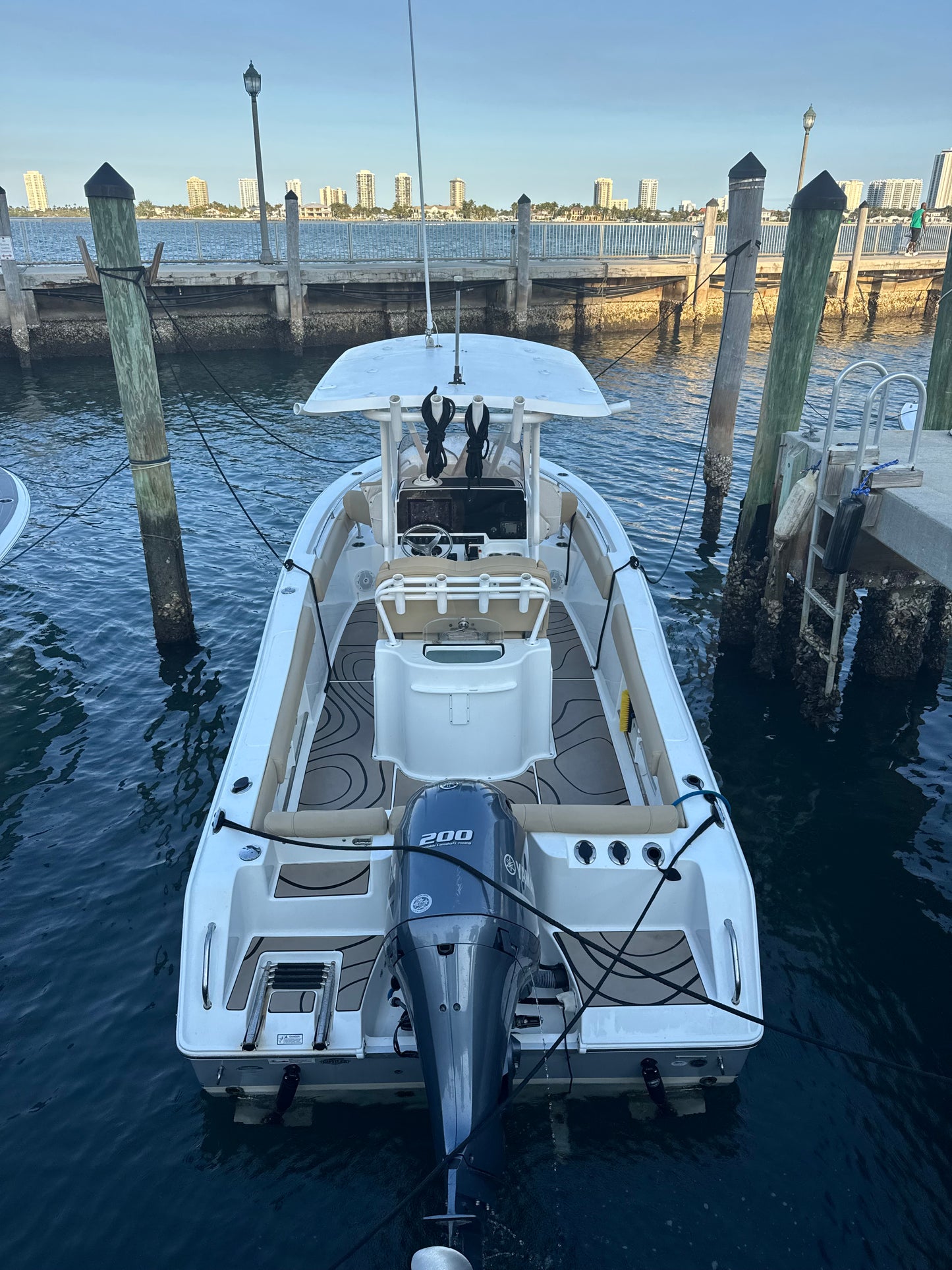Sea Hunt Ultra 234