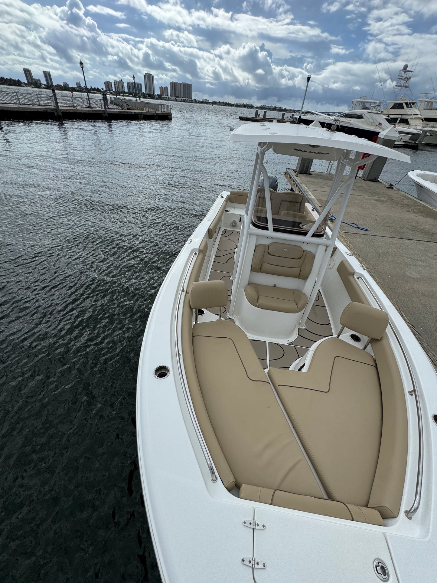 Sea Hunt Ultra 234