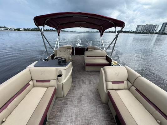 Godfrey Sweetwater 23ft Pontoon Houry Rental