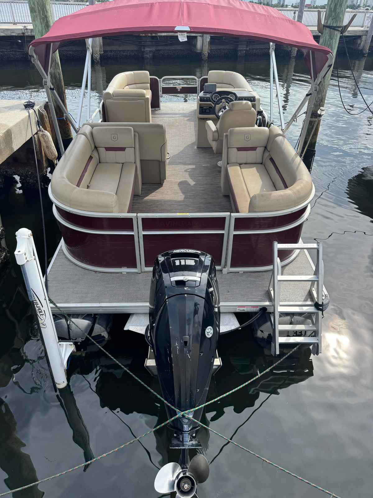 Godfrey Sweetwater 23ft Pontoon Houry Rental