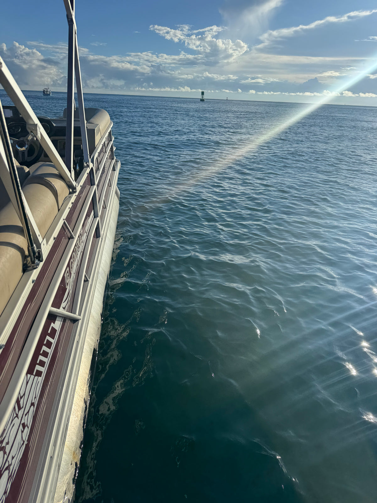 Godfrey Sweetwater 23ft Pontoon Houry Rental