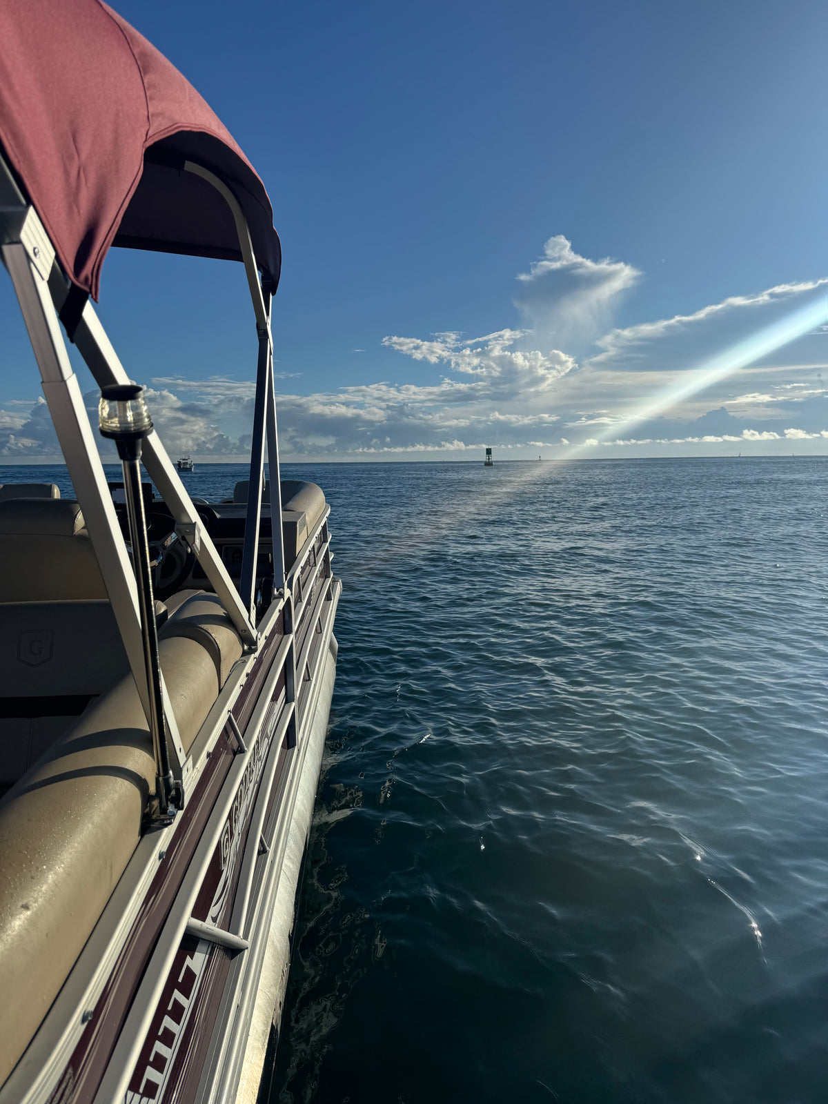 Godfrey Sweetwater 23ft Pontoon Houry Rental