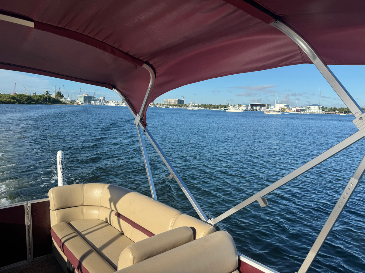 Godfrey Sweetwater 23ft Pontoon Houry Rental